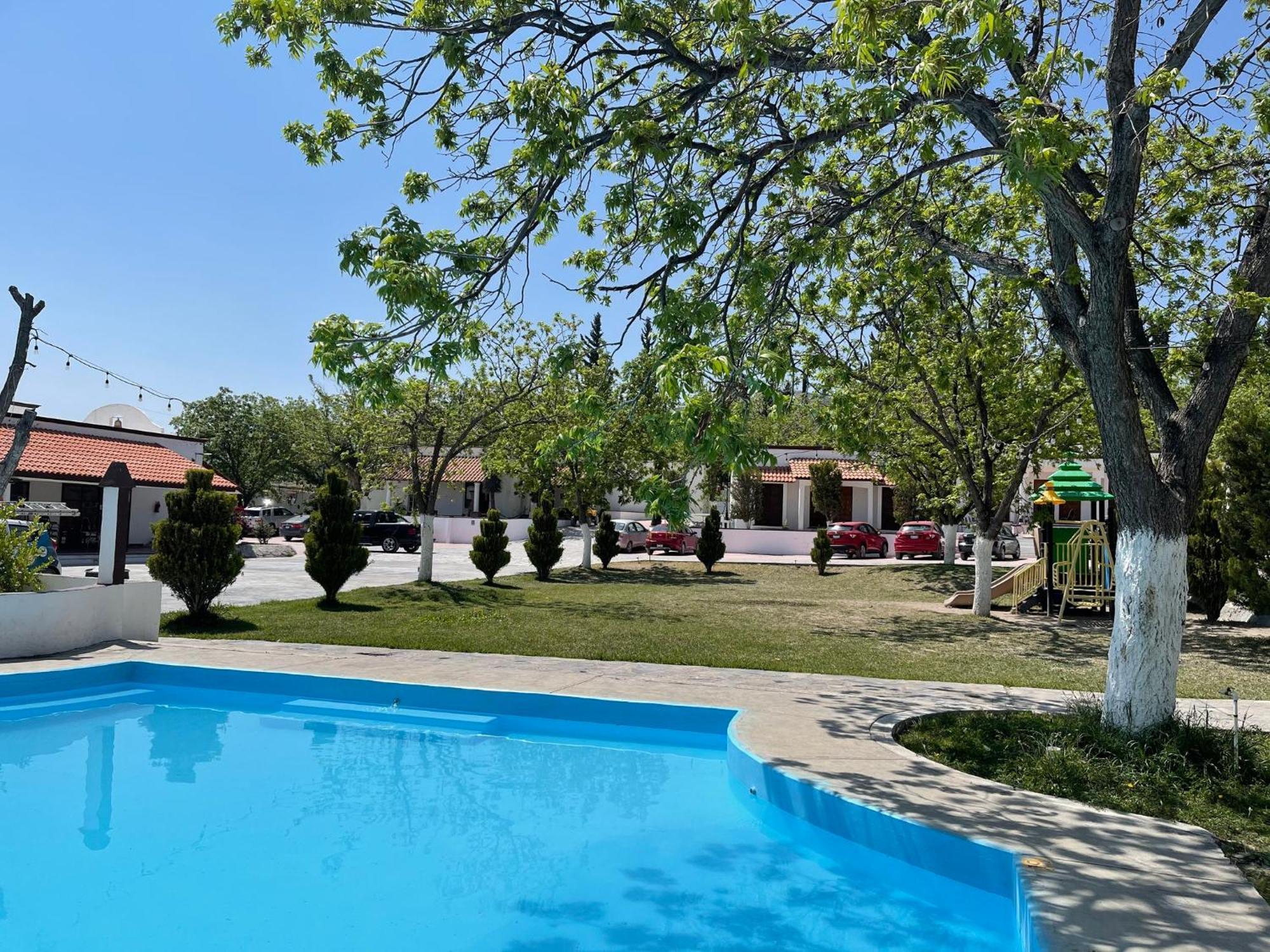 La Ilusion Hotel Campestre Y Balneario Parras de la Fuente Exterior photo