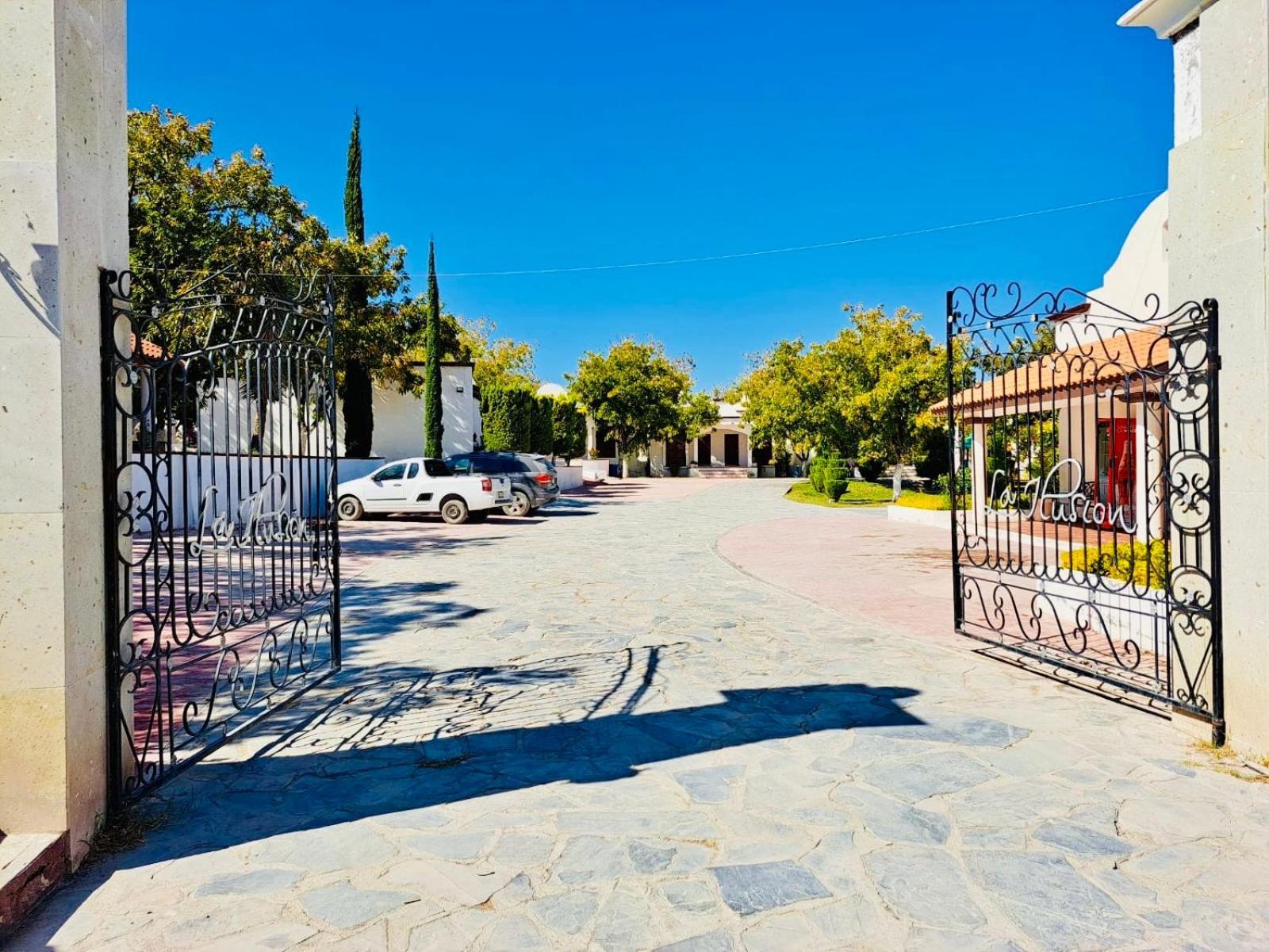 La Ilusion Hotel Campestre Y Balneario Parras de la Fuente Exterior photo